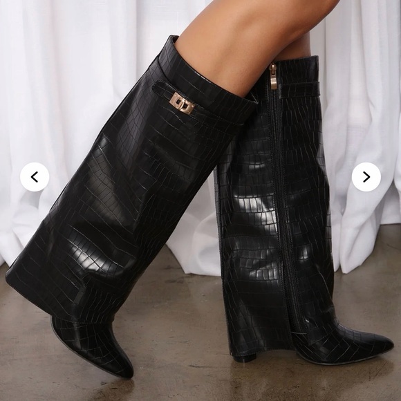 Fashion Nova Black Textured Heeled Boots - Picture 3 of 4